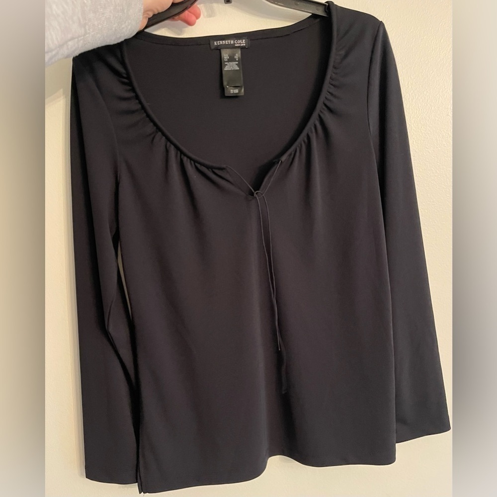 Kenneth Cole New York black‎ dress blouse size small